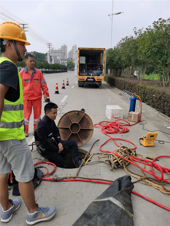 平舆翻衬法管道修复技术主要工序