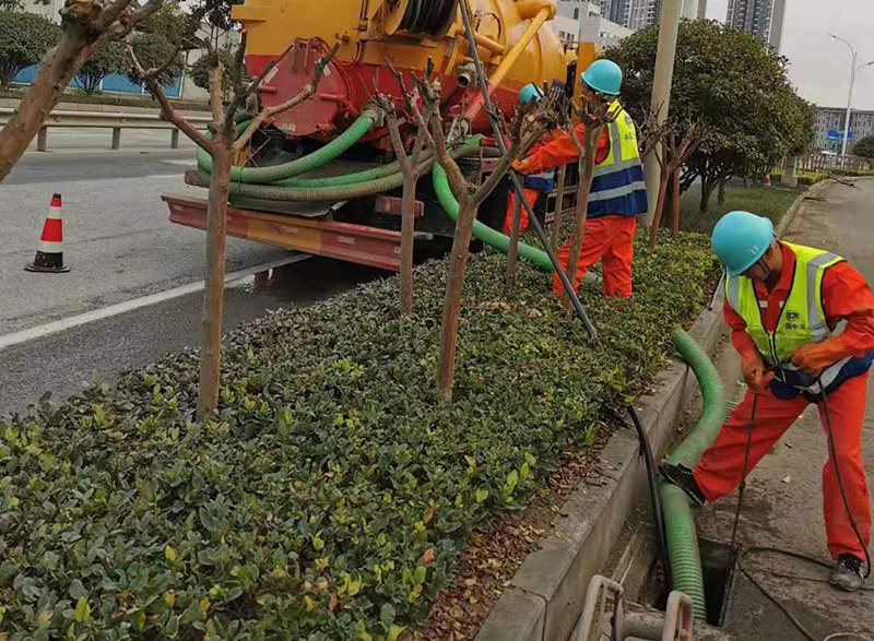 平舆市政管道清淤